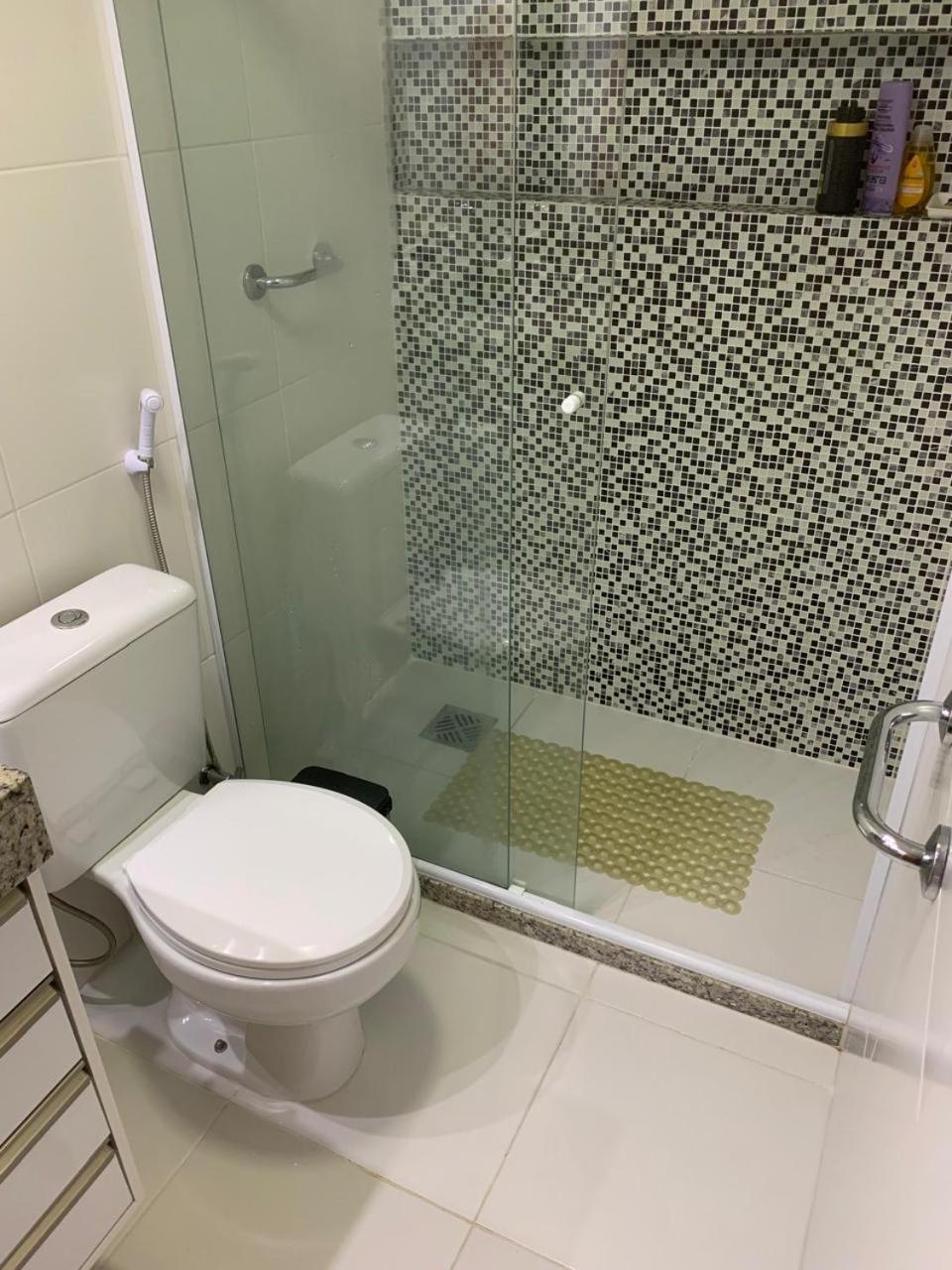 Apartamento em Guarajuba Exterior foto