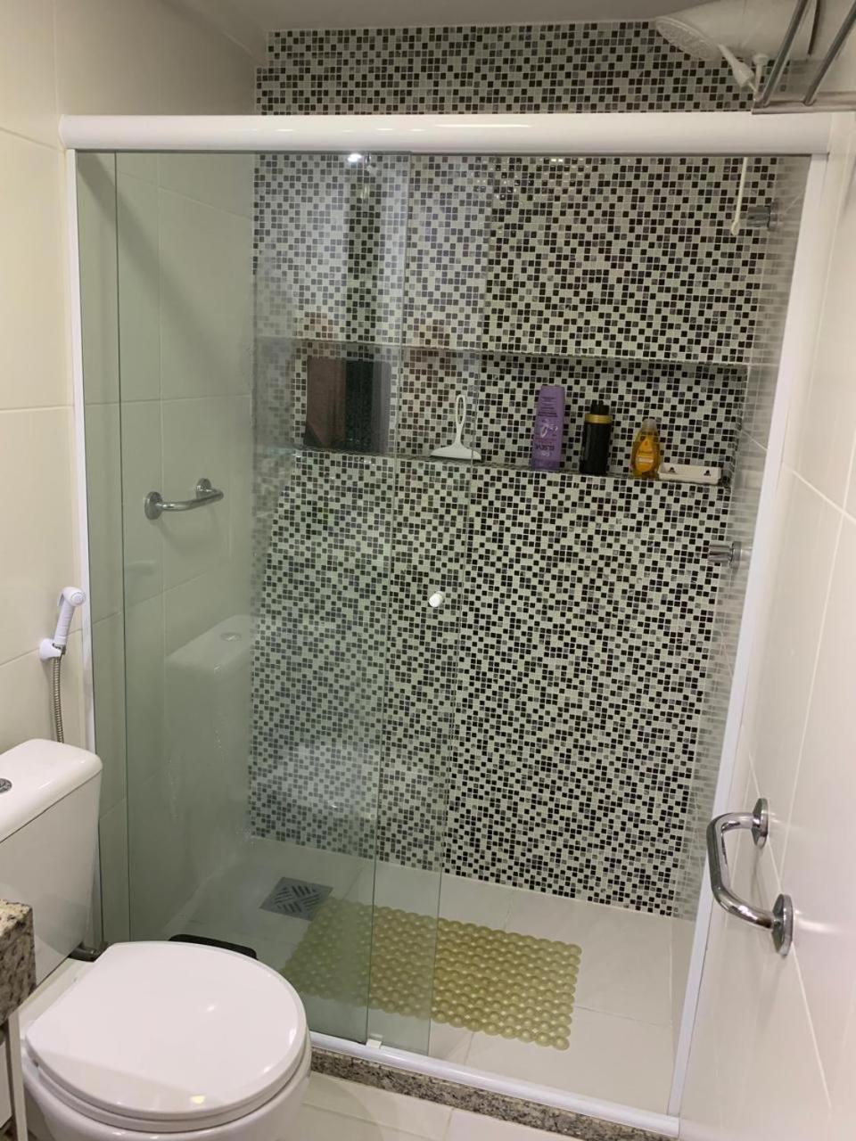 Apartamento em Guarajuba Exterior foto