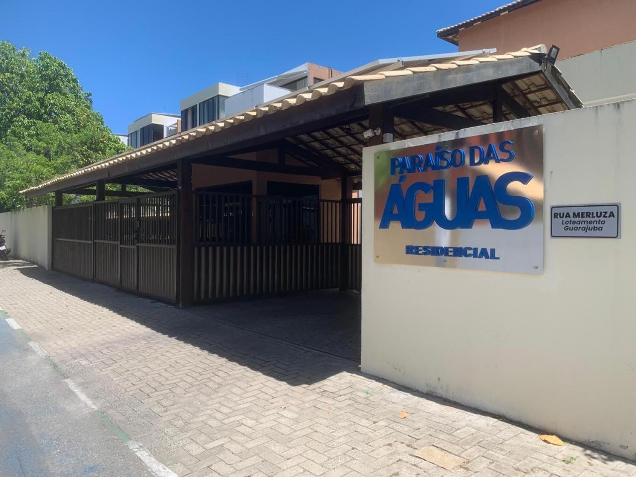 Apartamento em Guarajuba Exterior foto