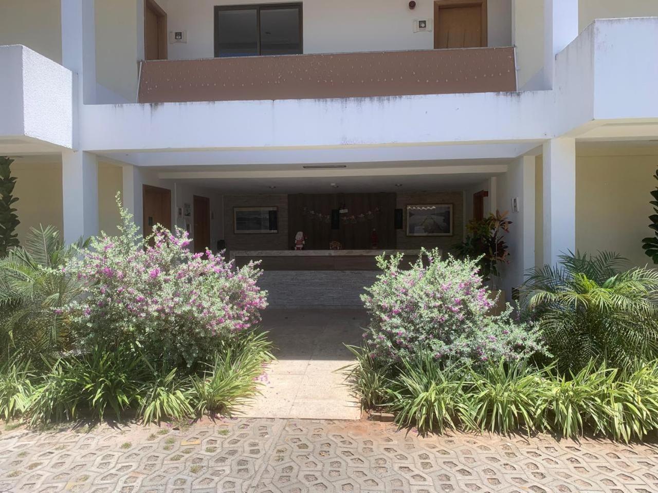 Apartamento em Guarajuba Exterior foto