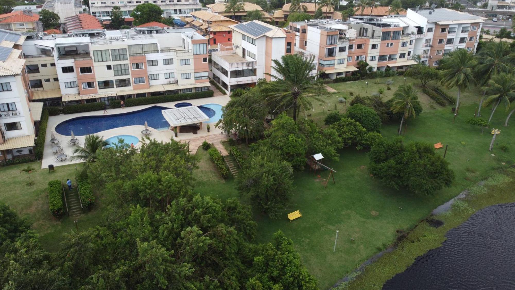 Apartamento em Guarajuba Exterior foto